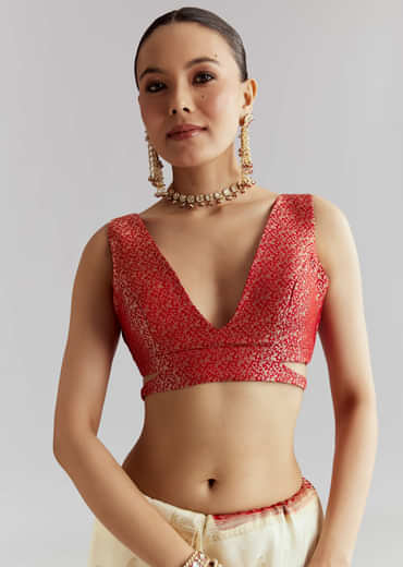 Red Silk Woven Saree With Traditional Human Motifs And Brocade Work