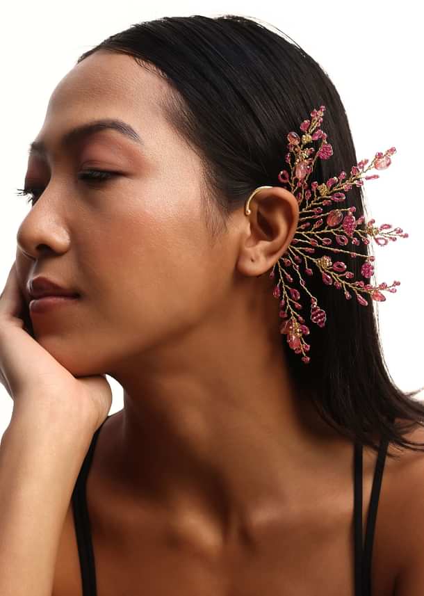 Red And Gold Handcrafted Earcuff In Mix Metal Red And Gold Handcrafted Earcuff In Mix Metal