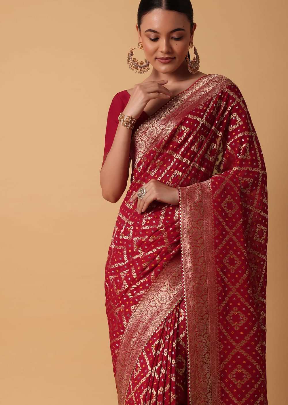 Red Banarasi Georgette Saree With Bandhani Weave And Unstitched Blouse Piece