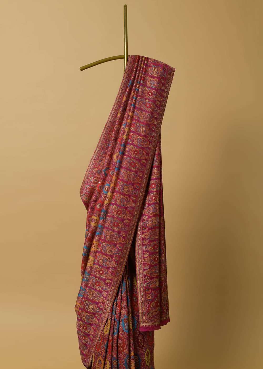 Red Banarasi Pashmina Saree And Unstitched Blouse Piece