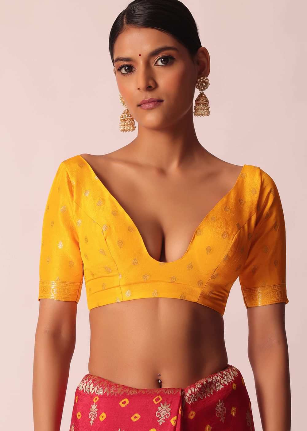 Red Bandhani Saree In Silk With Unstitched Blouse Piece