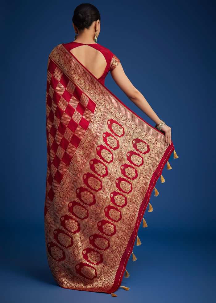 Red Dola Silk Saree With Zari Checkered Design And Woven Border