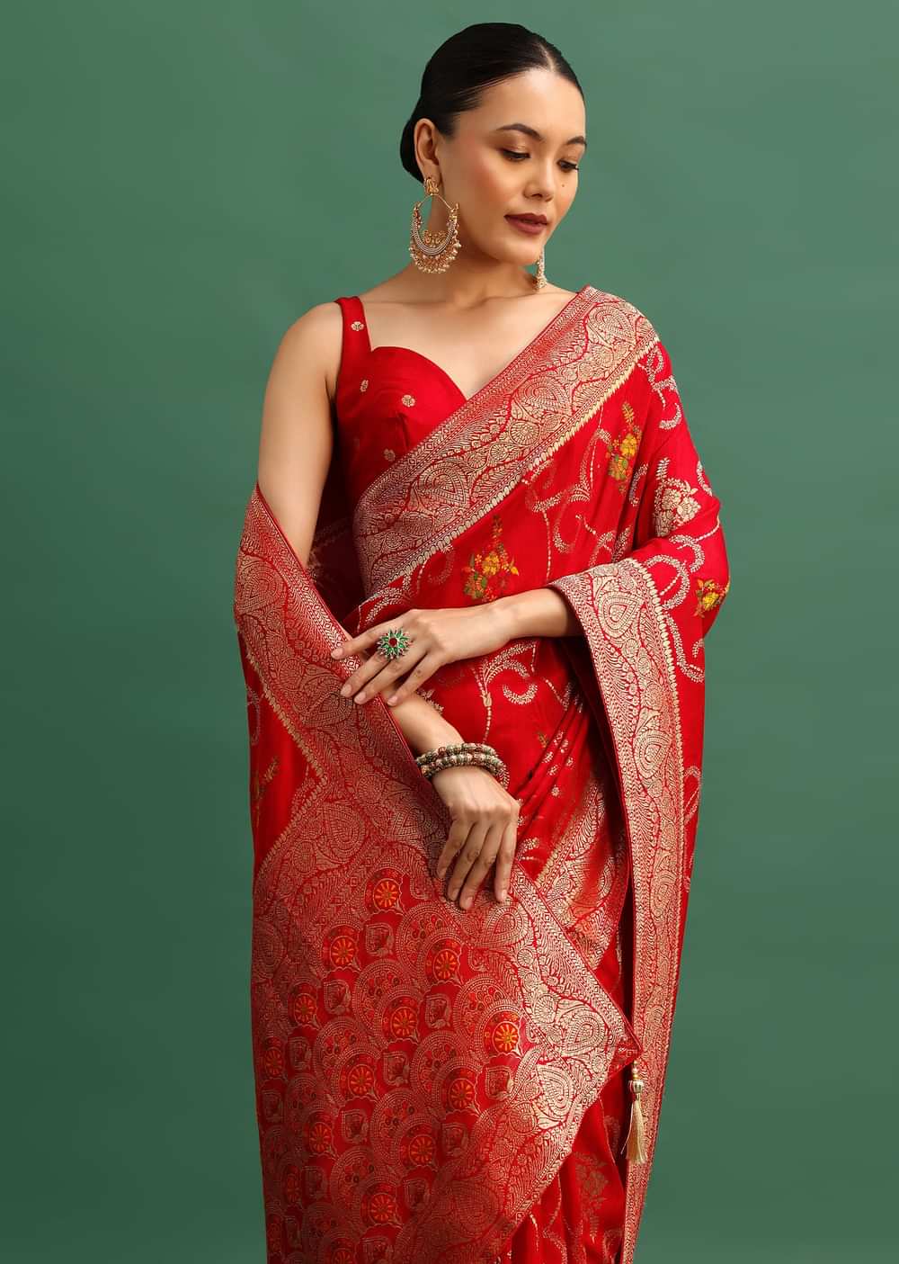 Red Dola Silk Woven Saree With Zari Work And Unstitched Blouse