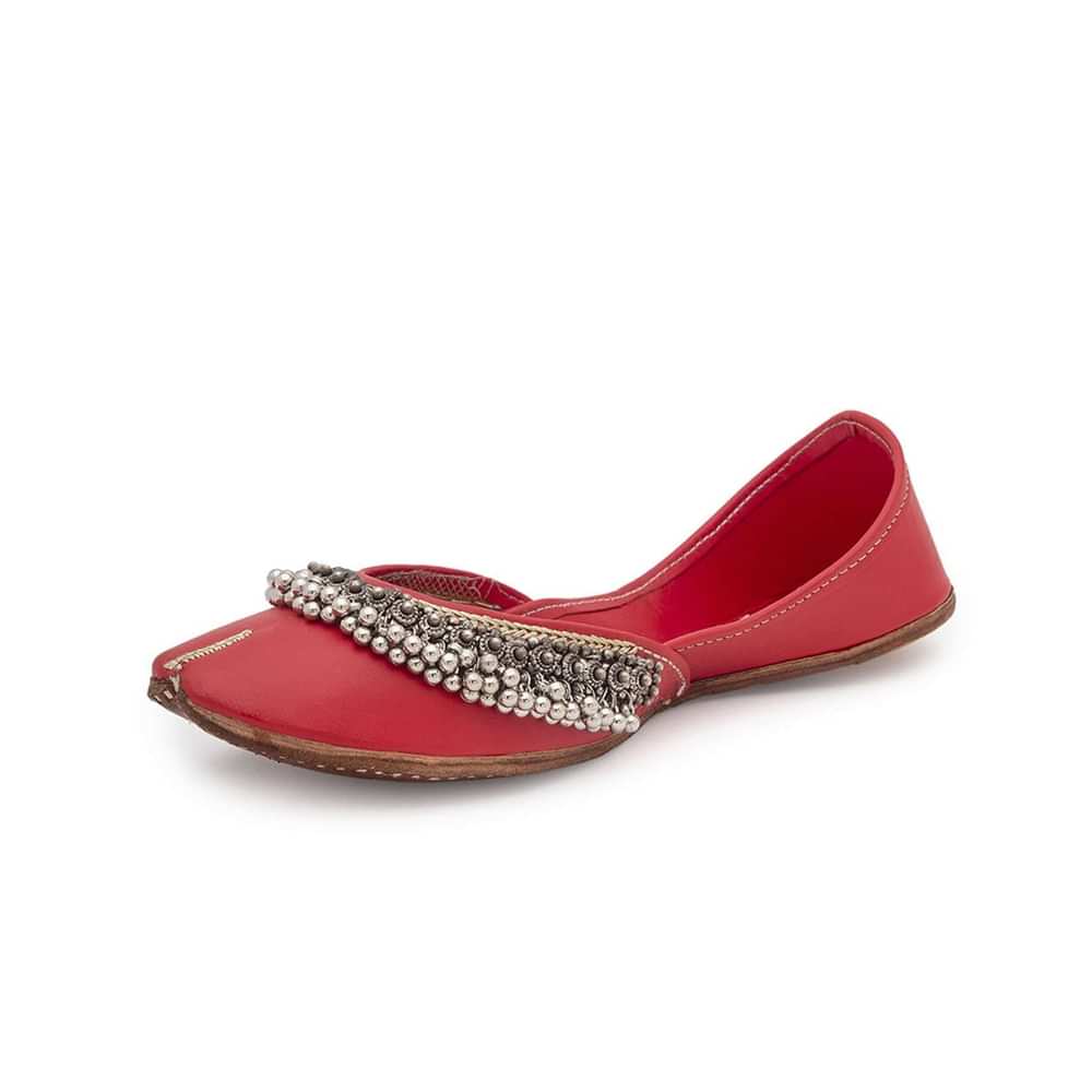 Red Juttis With Tiny Ghungroos By 5 Elements