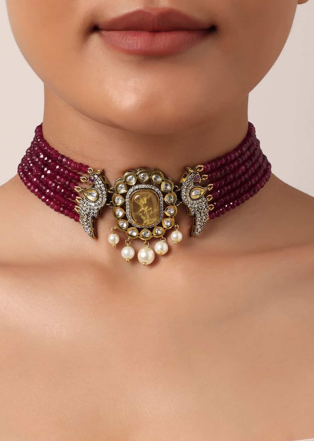 Red Pendant Beaded Choker Set With Floral Motif