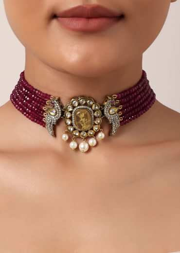 Red Pendant Beaded Choker Set With Floral Motif