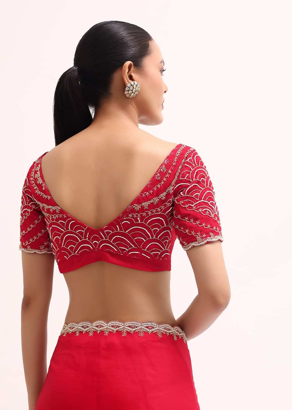 Red Scallop Border Organza Saree With Unstitched Blouse