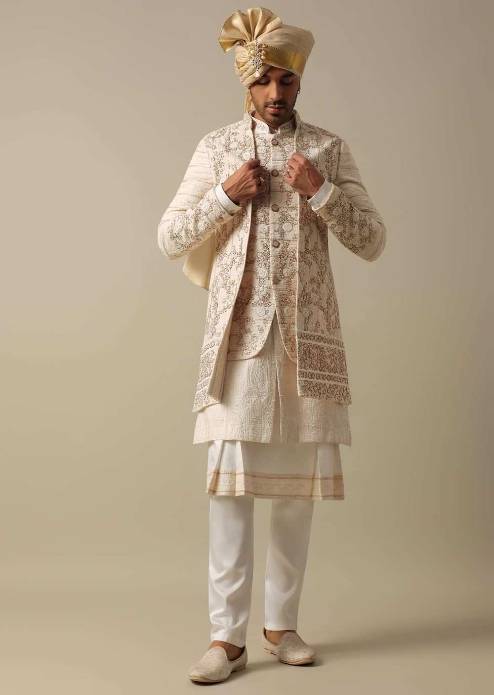 Regal White Sherwani Set With Heavy Embroidery