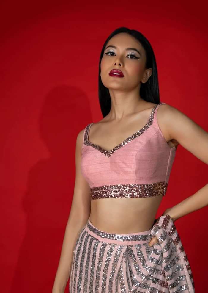 Rose Pink Ombre Ready Pleated Saree Embellished In Sequins With A Raw Silk Blouse Embellished With Sequins