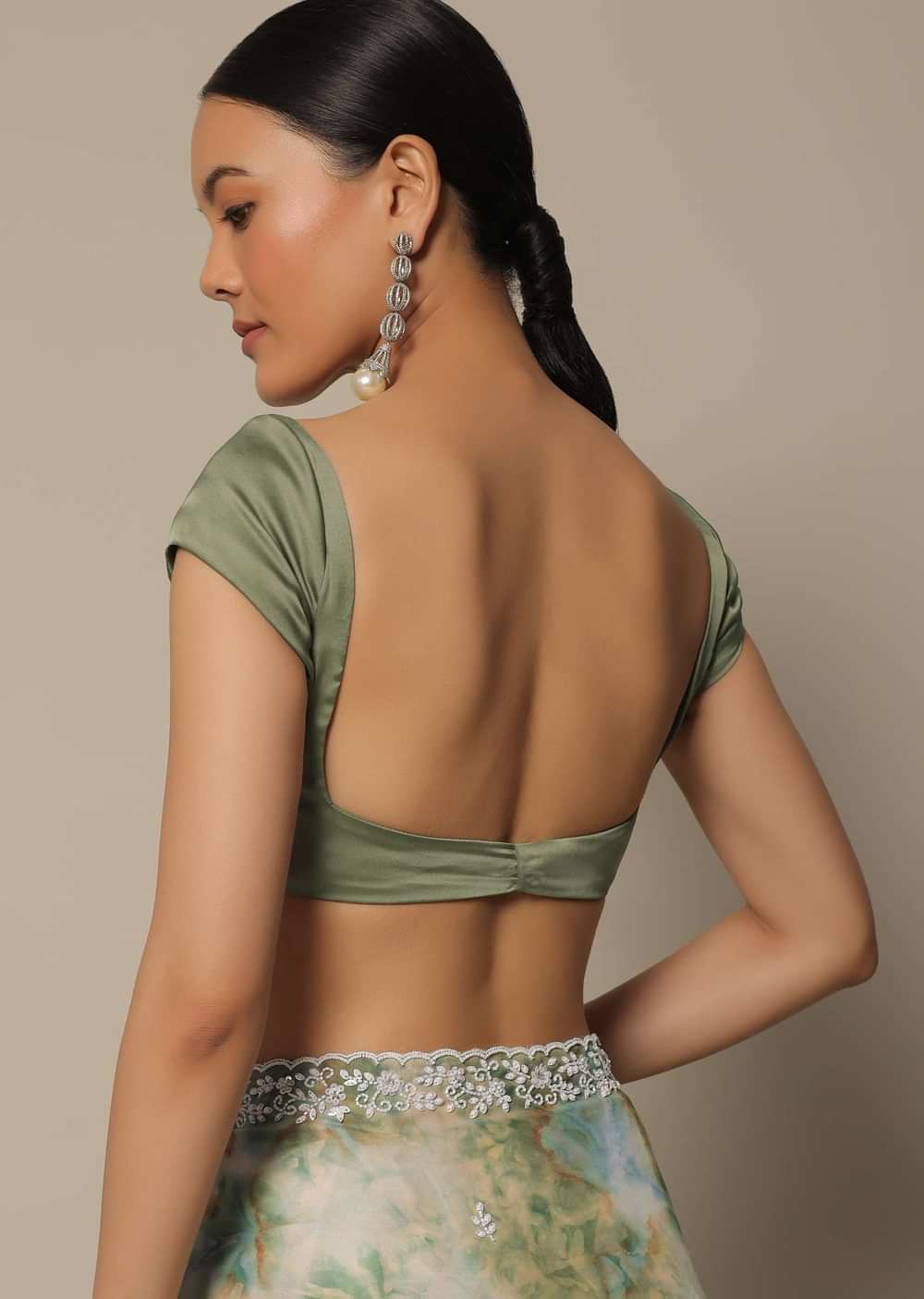 Sea Green Saree In Satin With Shibori Print And Unstitched Blouse Piece