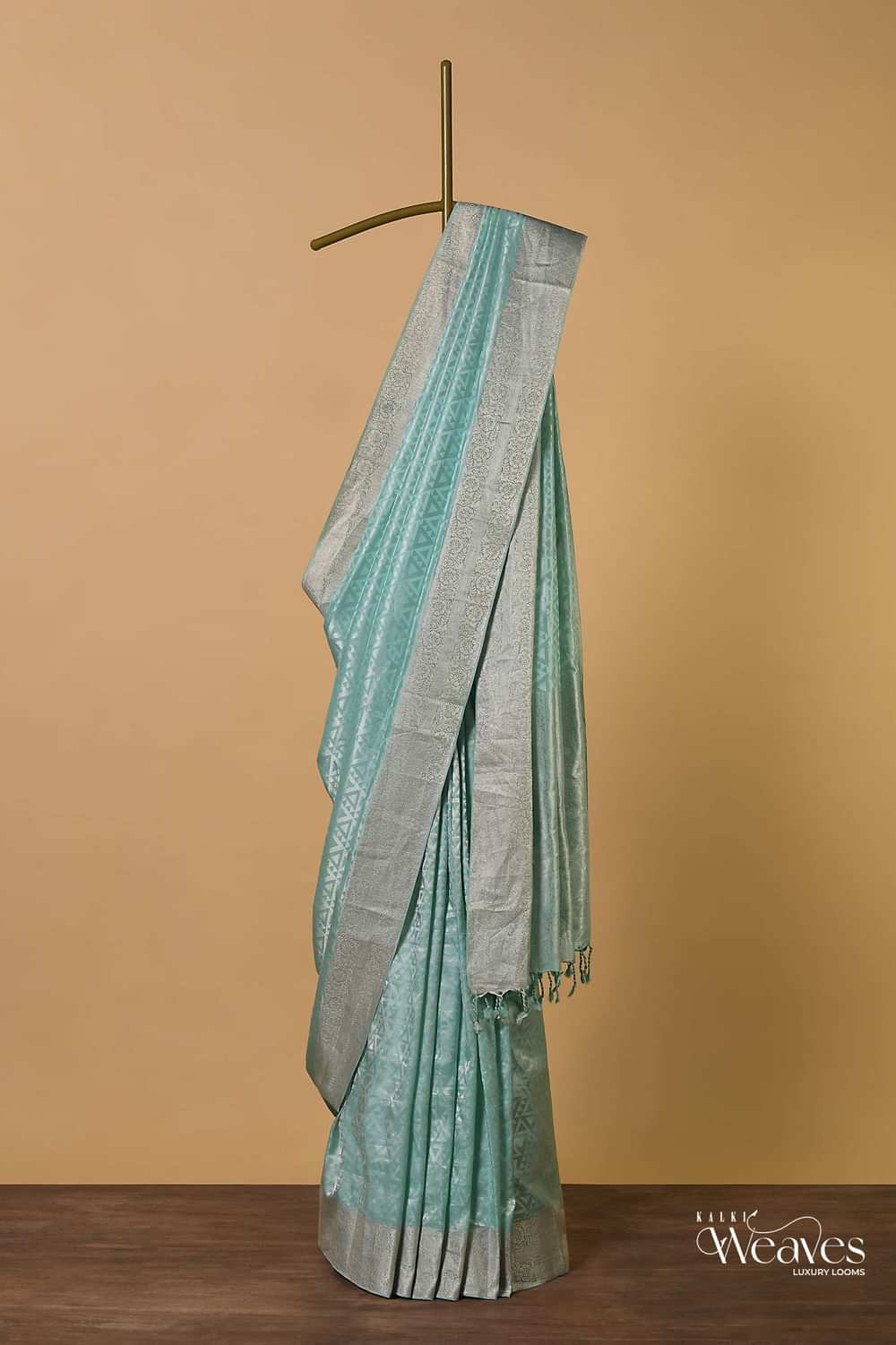 Sea Green South Silk Saree With Geometric Zari Weave And Unstitched Blouse Fabric