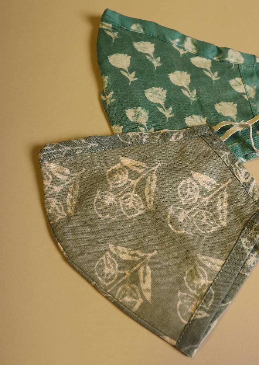 Set Of 5 Multicolored Face Masks In Cotton With Beautiful Batik And Block Prints Online - Kalki Fashion