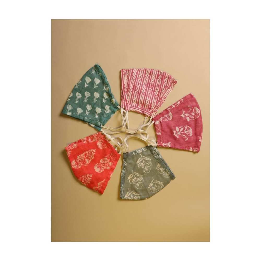 Set Of 5 Multicolored Face Masks In Cotton With Beautiful Batik And Block Prints Online - Kalki Fashion