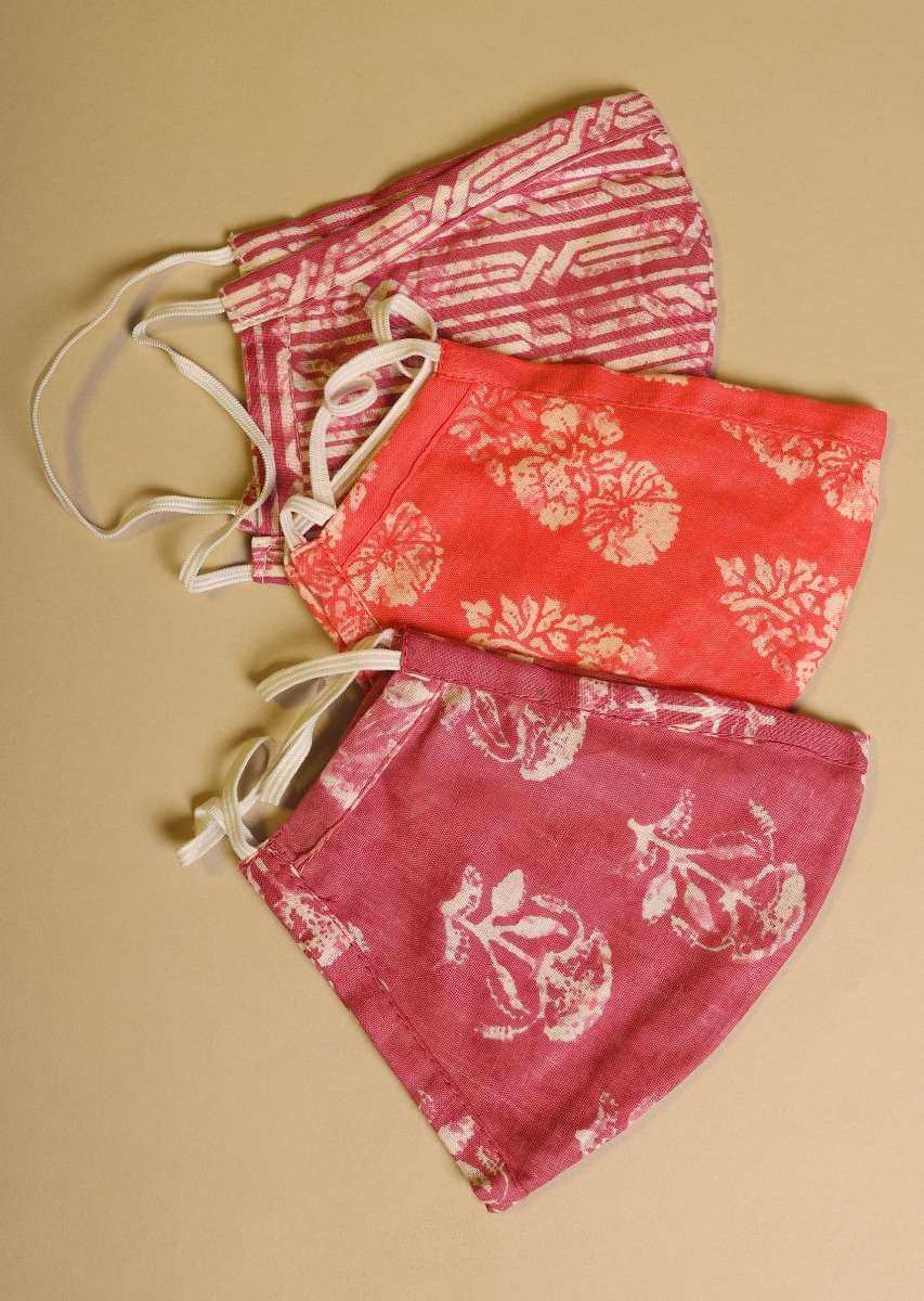 Set Of 5 Multicolored Face Masks In Cotton With Beautiful Batik And Block Prints Online - Kalki Fashion