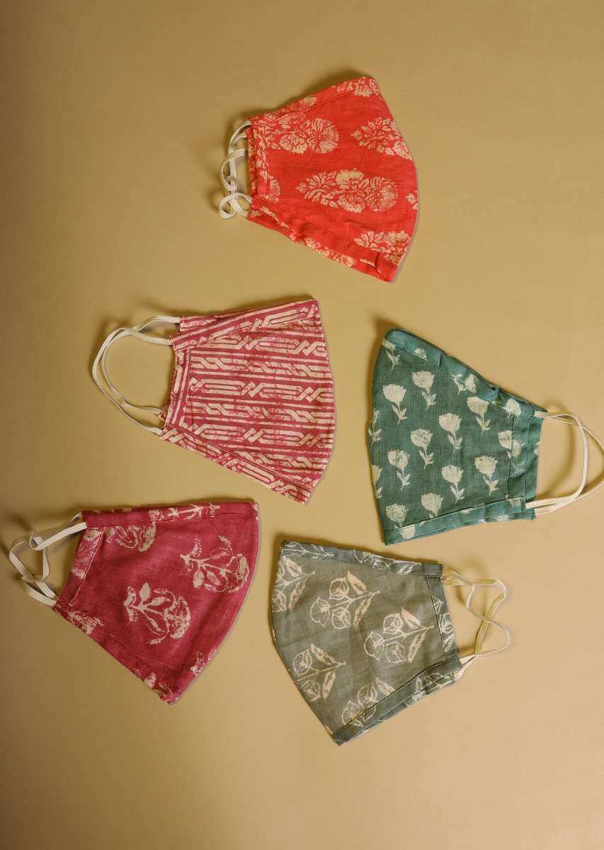 Set Of 5 Multicolored Face Masks In Cotton With Beautiful Batik And Block Prints Online - Kalki Fashion