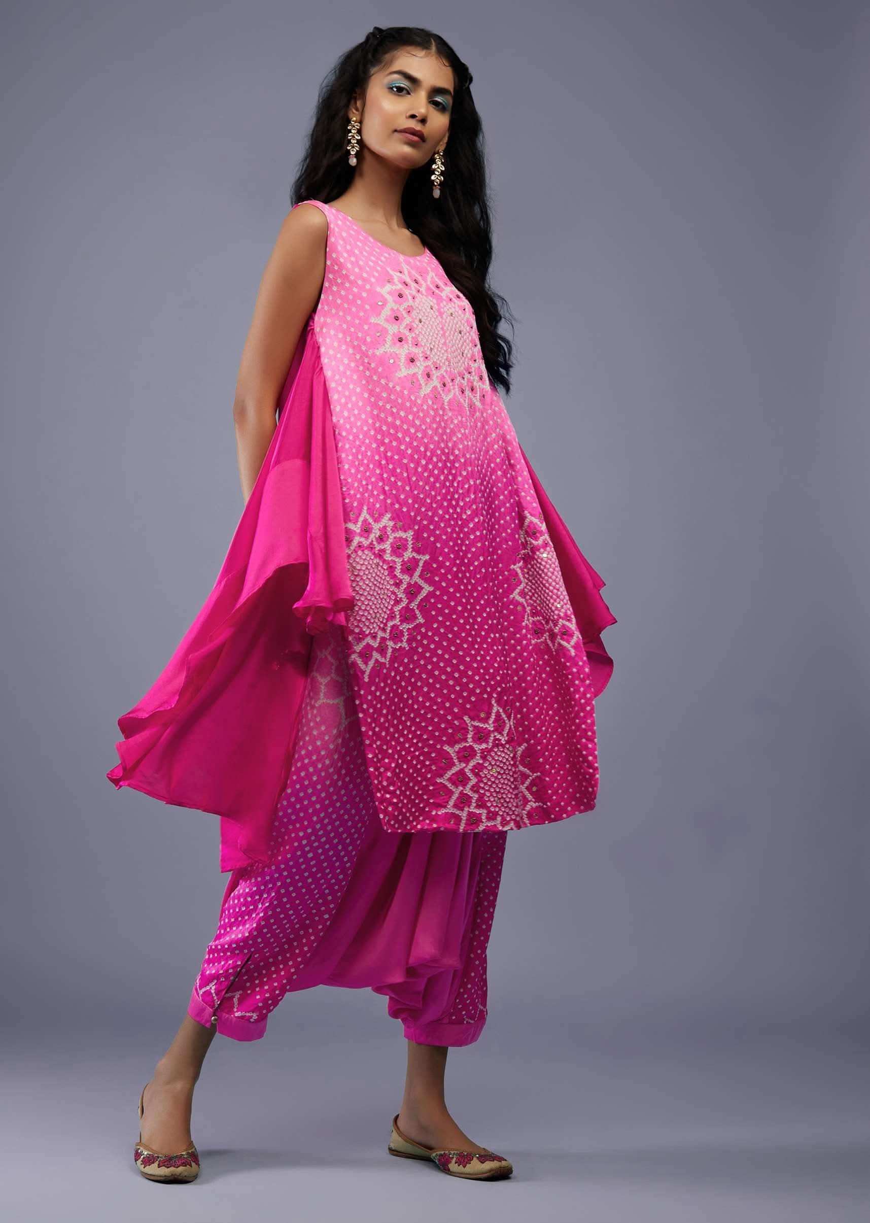 振袖ピンク（PATTI PATTI) Buy Fuschia Pink Bandhani Tunic & Dhoti Set in Gajji Silk