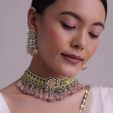 Voilet Toned Gold-Finish Kundan Choker Necklace Set With Colourful Meenakari Work In Mix Metal Voilet Toned Gold-Finish Kundan Choker Necklace Set With Colourful Meenakari Work In Mix Metal