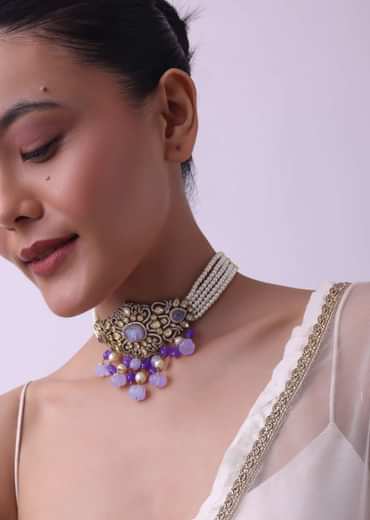 Two Tone Finish Kundan Choker Set In Mix Metal