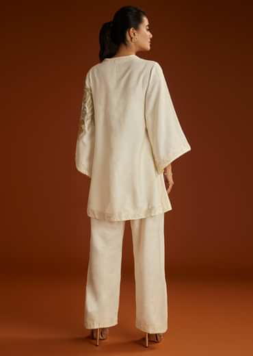 Ivory Floral Applique Work Kurta Pant Set With Gotta Lace