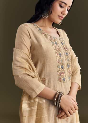 Beige Jamdani Cotton Kurta Pant Set With Zari Dupatta