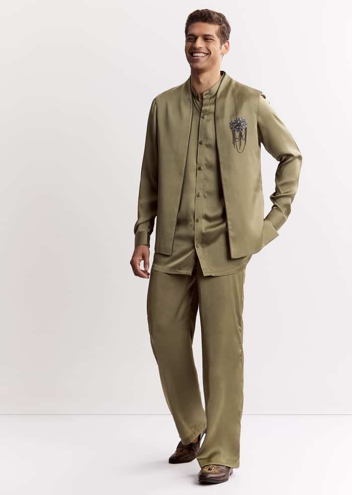 Green Silk Kurta Set With Gotta Embroidered Jacket