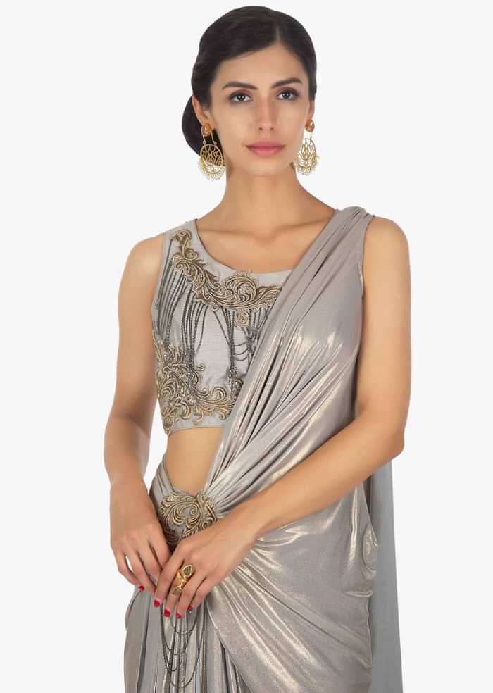 Shimmer Lycra saree skirt with pre stitched pallo in zari patch  with chain dangler only on Kalki