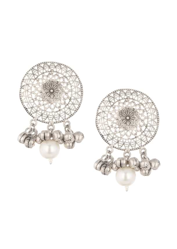 Silver Finish Choker And Earring Set Infused With Kundan Work And Pearls Silver Finish Choker And Earring Set Infused With Kundan Work And Pearls