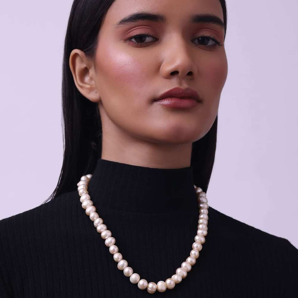 Single Layered Mother Of Pearls Mala