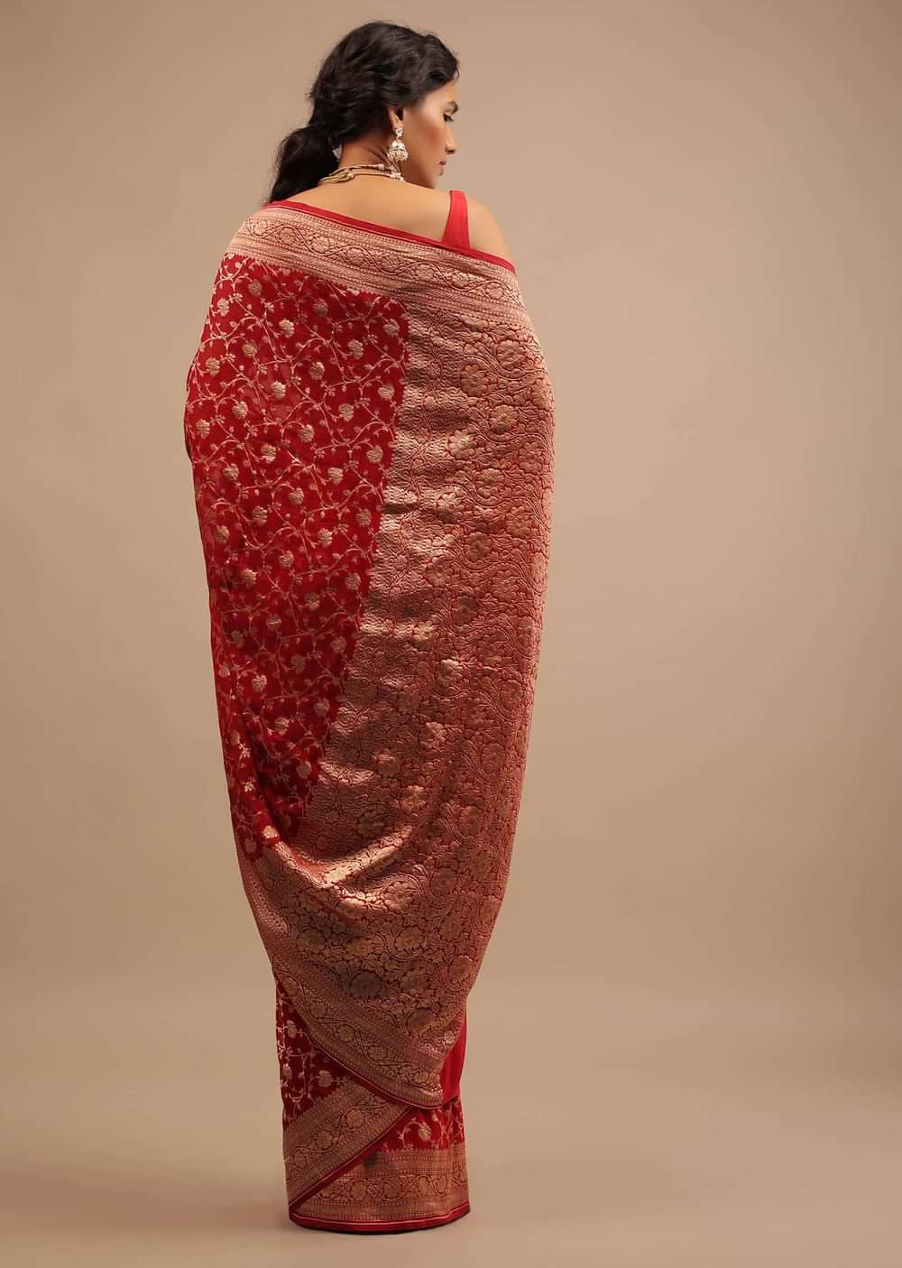 Cherry Red Saree In Georgette With Jaal Work In Golden Zari