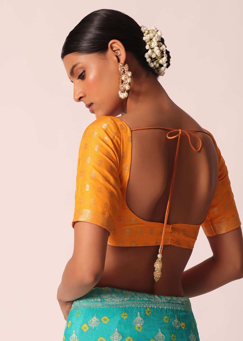 Sky Blue Silk Bandhani Saree With Unstitched Blouse Piece