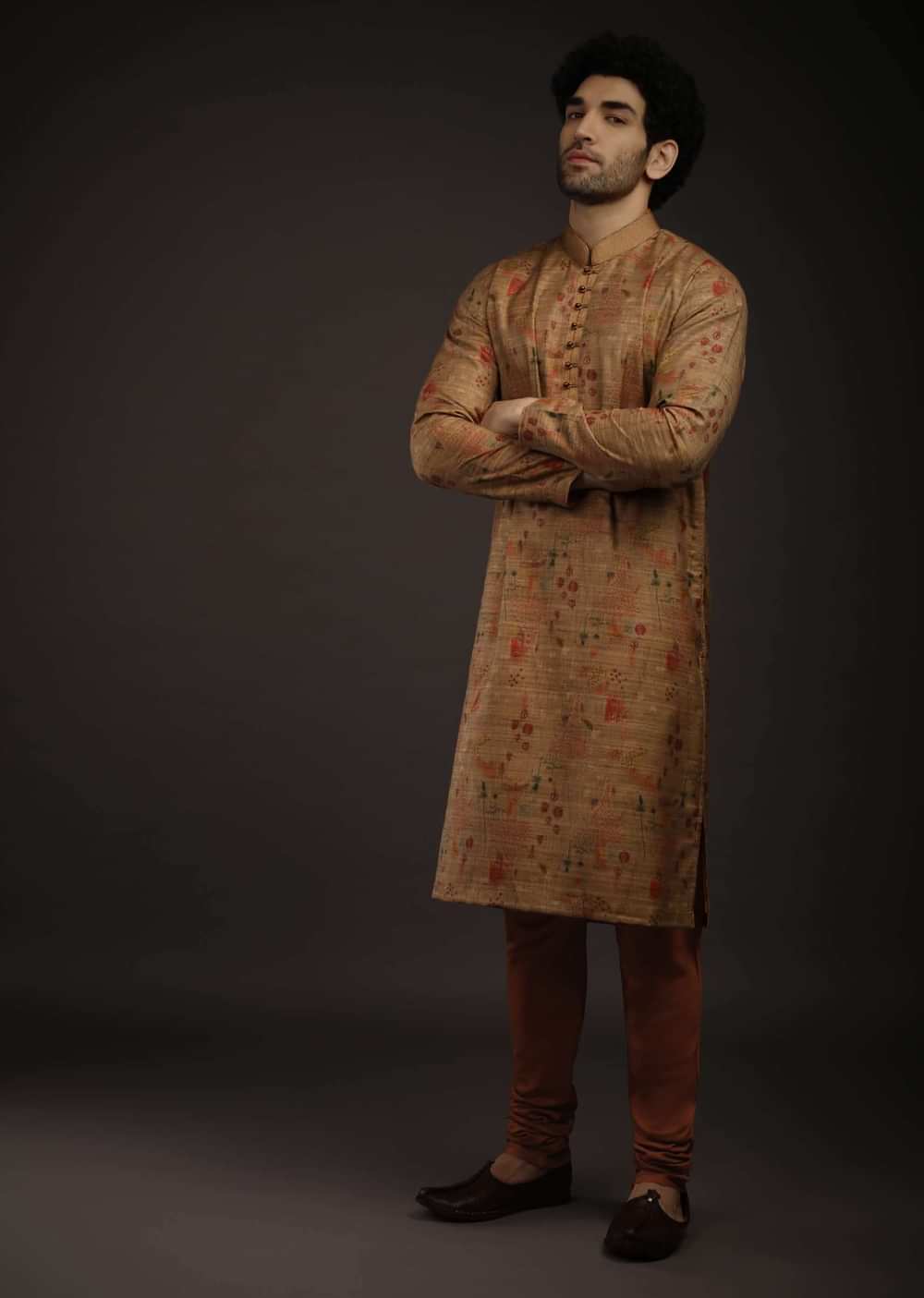 Sugar Brown Kurta Set In Raw Silk With Rust Printed Floral Buttis