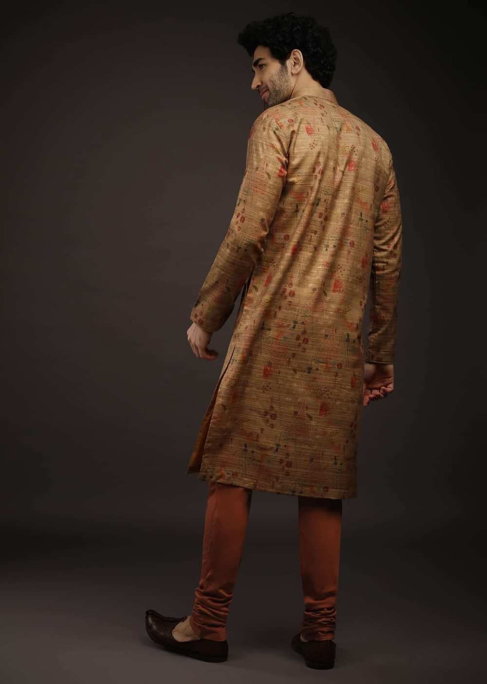 Sugar Brown Kurta Set In Raw Silk With Rust Printed Floral Buttis