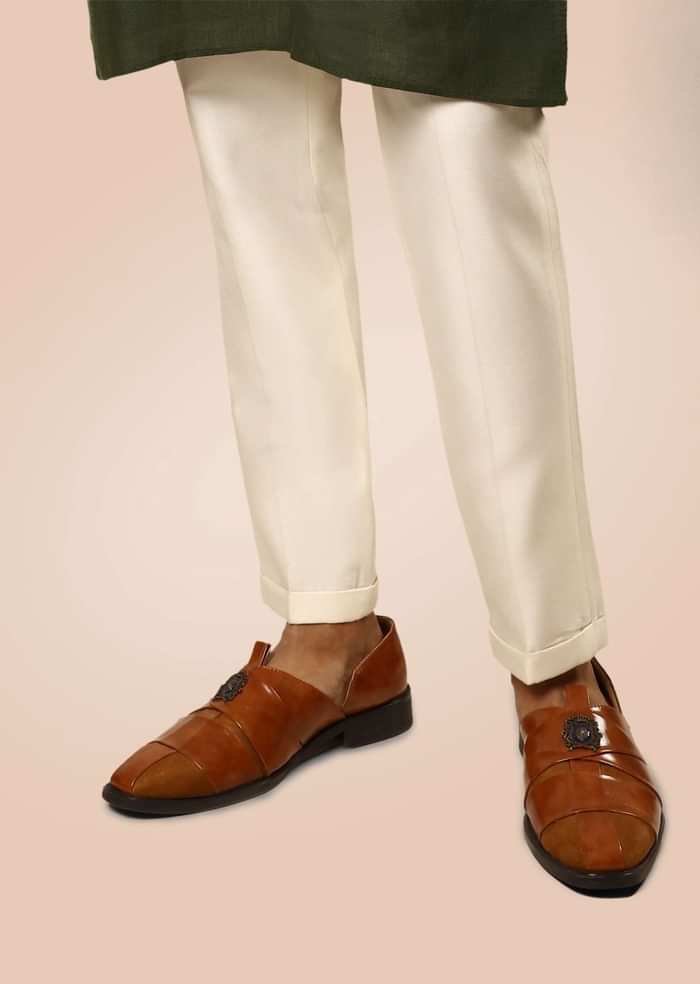 Tan Peshawari Footwear In Rexine And Suede Leather Embellished With A Brooch