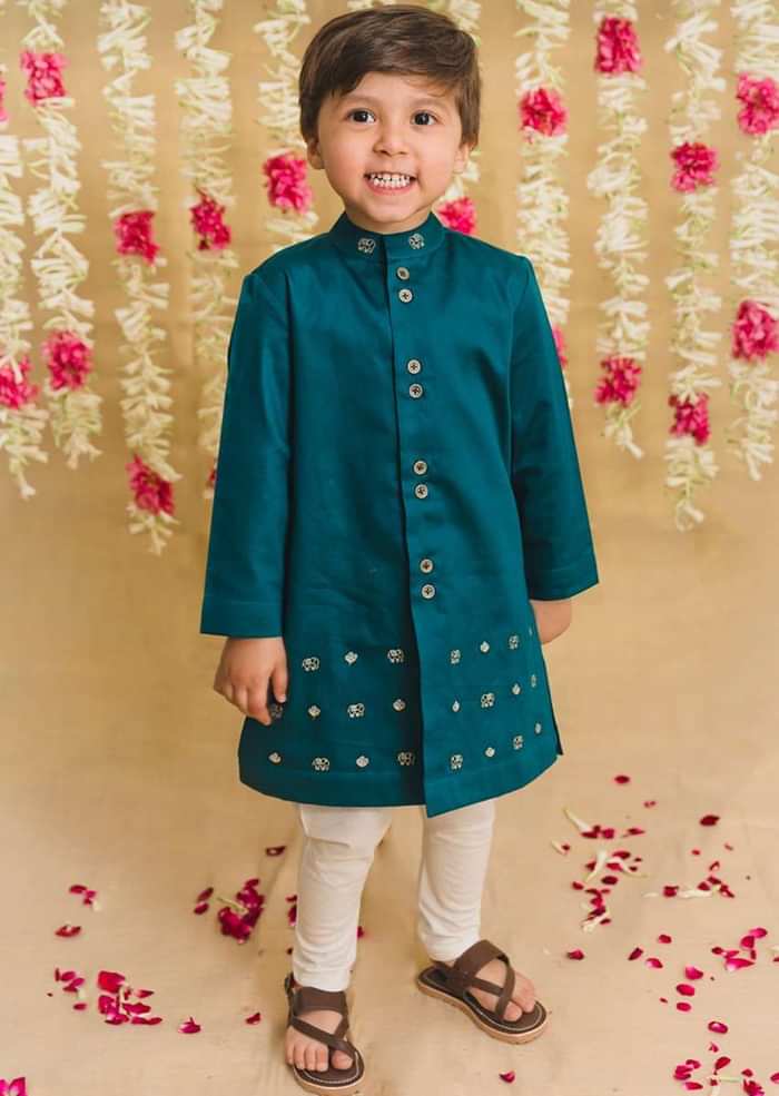 Kalki Boys Teal Kurta Set With Elephant Motifs And Green Nehru Jacket With Kantha Work By Tiber Taber