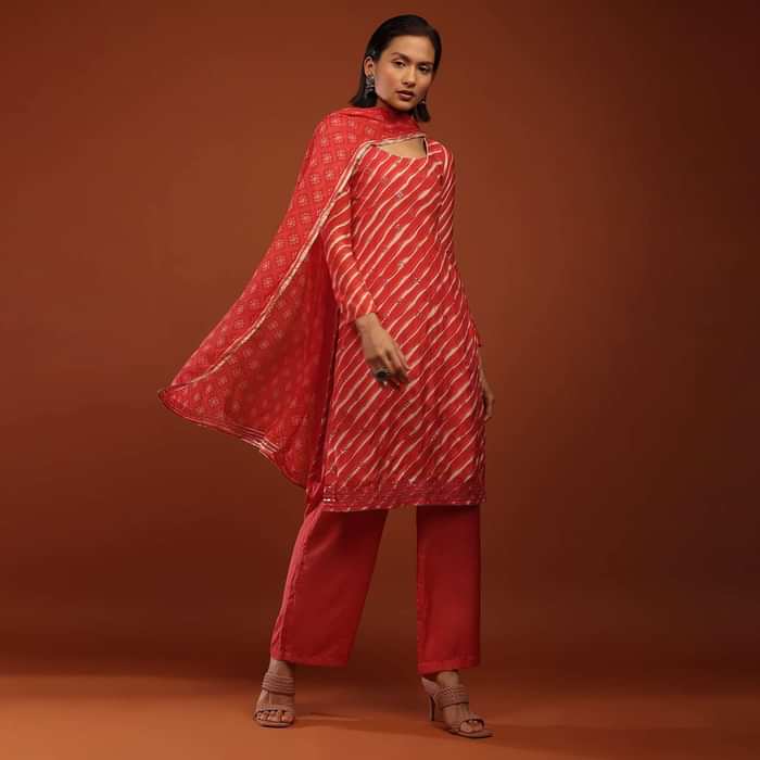 Rose Red Straight Cut Suit With Lehariya Print And Mirror Buttis