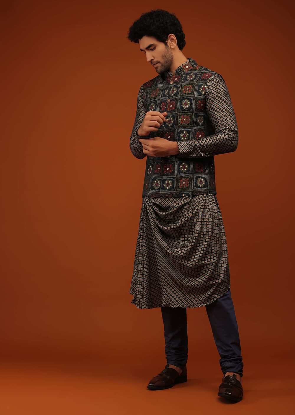 Total Eclipse Blue Nehru Jacket And Kurta Set In Floral Bandhani Print, Matching Print Kurta In Mandarin In Full Sleeves