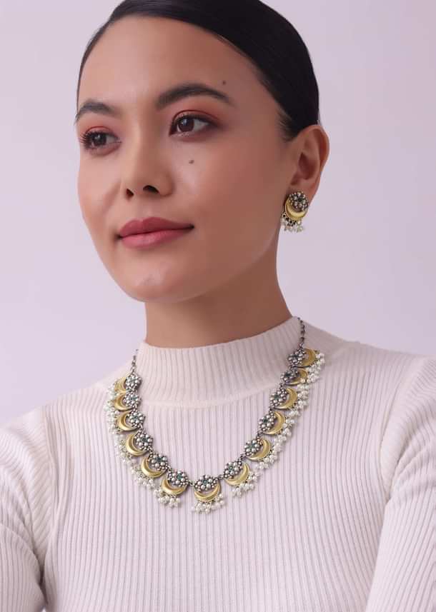 Two Tone Oxidised Necklace And Earrings Set With Pearls Two Tone Oxidised Necklace And Earrings Set With Pearls