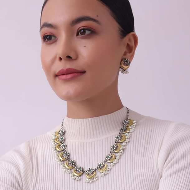 Two Tone Oxidised Necklace And Earrings Set With Pearls Two Tone Oxidised Necklace And Earrings Set With Pearls