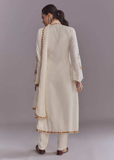 White Crepe Kurta Set With Multicolour Resham Work