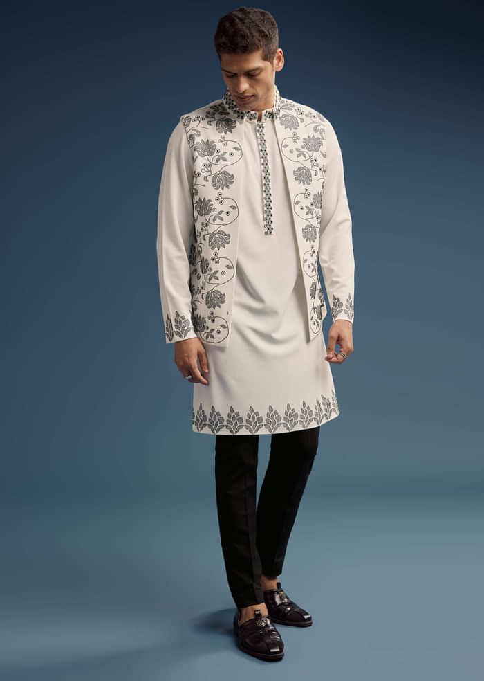 White Kurta Jacket Set For Men With Embellished Work