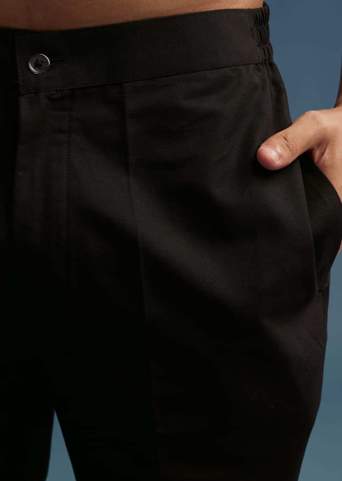 White Kurta Jacket Set For Men With Embellished Work