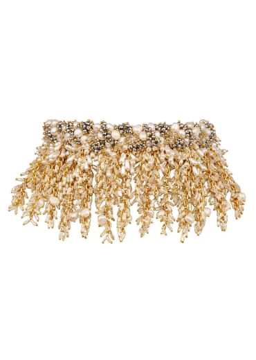 White And Gold Handcrafted Choker Necklace Set In Mix Metal