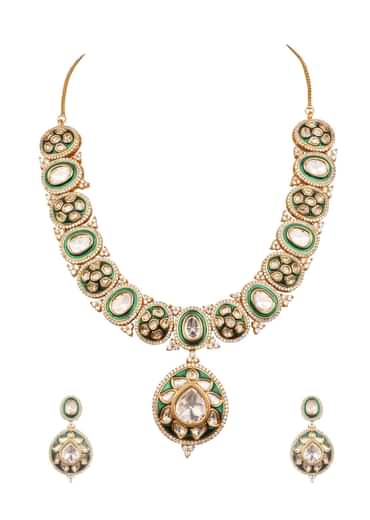 White And Gold Kundan Mix Metal Necklace With Earrings
