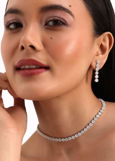 White And Silver Diamond Necklace Set In Mix Metal