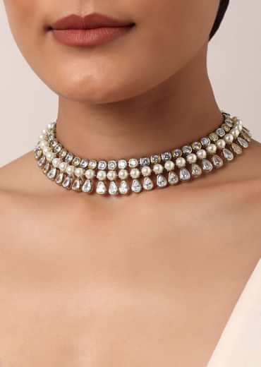 White Choker Set With Polki And Pearls