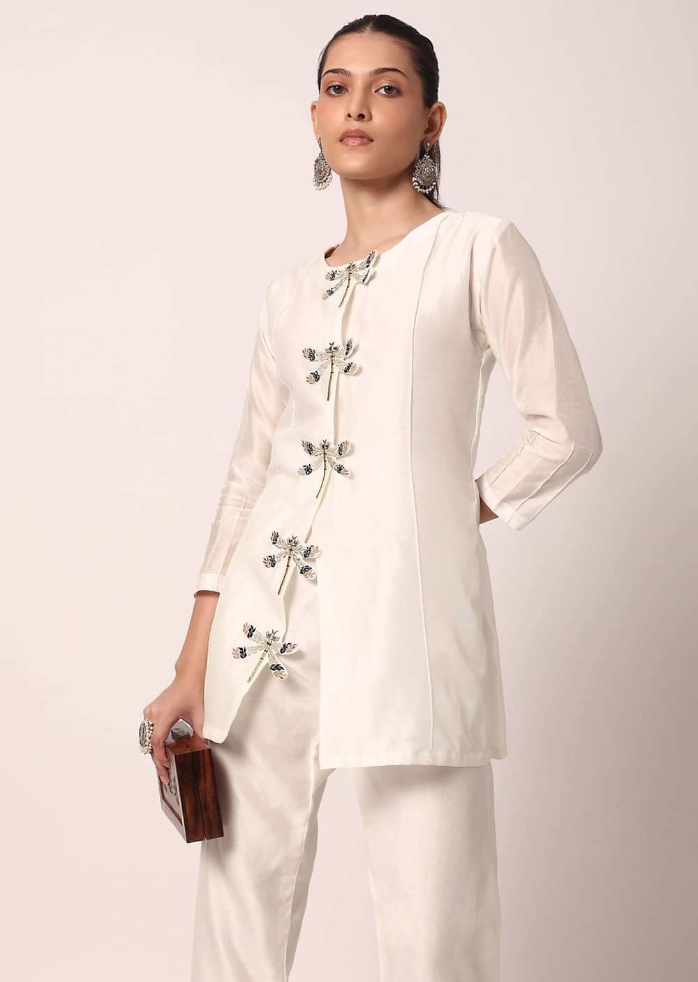 White Cotton Pant Set With Thread Motifs