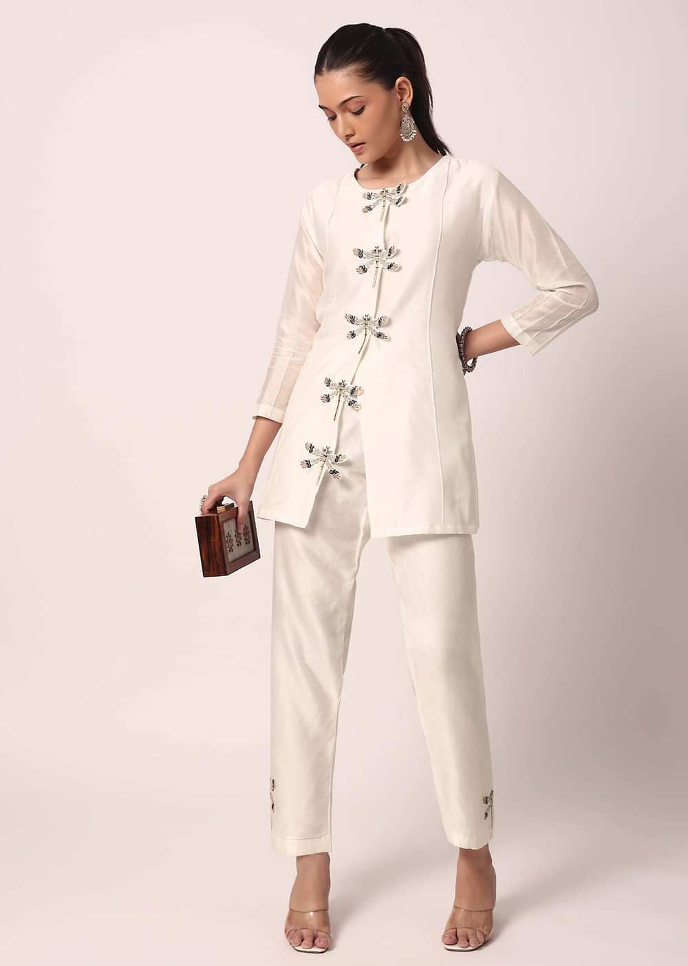 White Cotton Pant Set With Thread Motifs