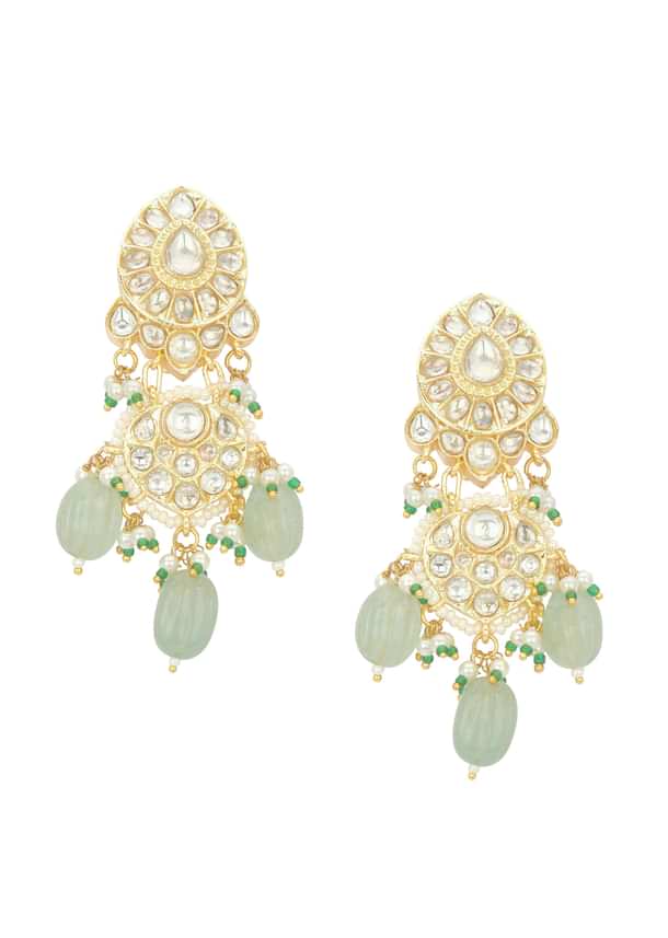 White Kundan Pendant Choker Set With Pearls