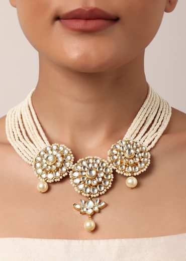 White Necklace Set With Floral Motif Pendants