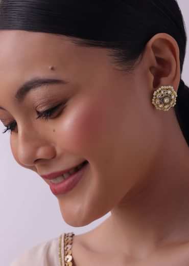 White Pearl Choker And Stud Set With Zircon Motif